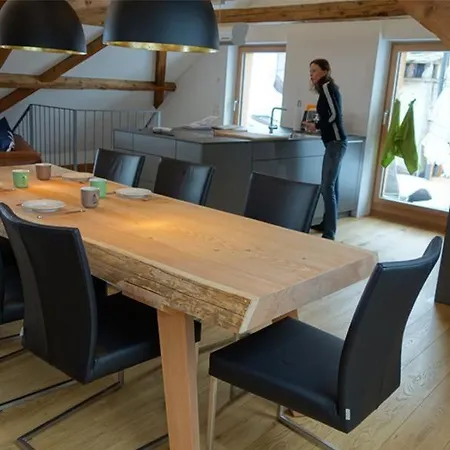 Tgesa Antgerna Apartment