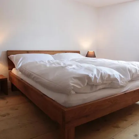 Tgesa Antgerna アパート *