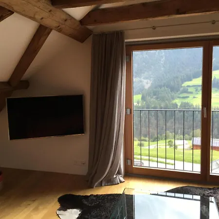 Tgesa Antgerna アパート *